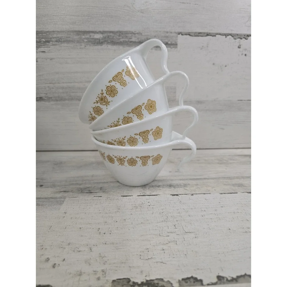 Corelle Butterfly‎ Gold Tea Cups Set of 4 Hook Handle White Vitrelle Corning USA